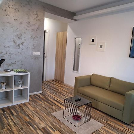 Apartments And Rooms Lorena 236 Ρόβινι Εξωτερικό φωτογραφία