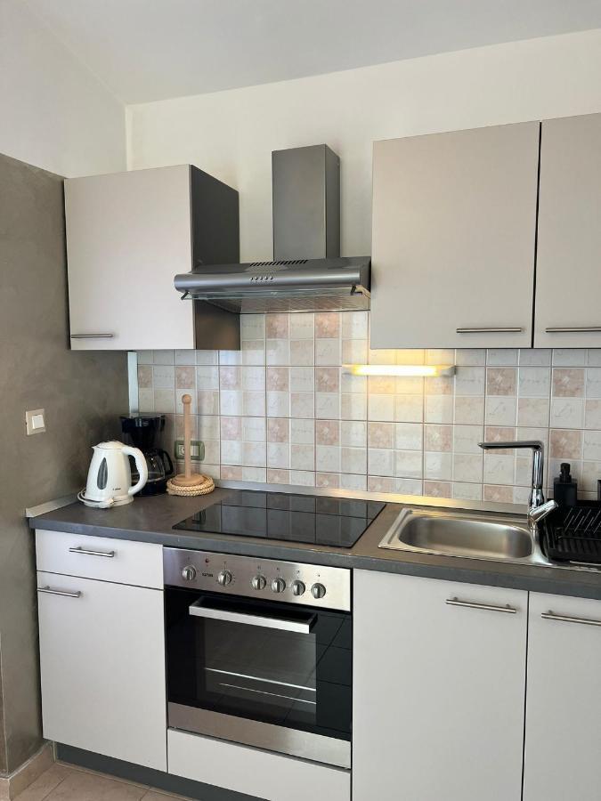 Apartments And Rooms Lorena 236 Ρόβινι Εξωτερικό φωτογραφία